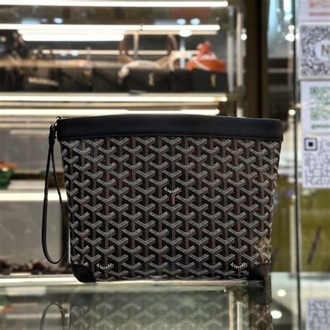 goyard conti pouch|goyard toiletry pouch.